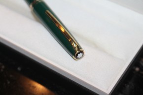 Montblanc Generation Roller Ball in Dunkelgrün und Gold 90er Jahre, Mont Blanc